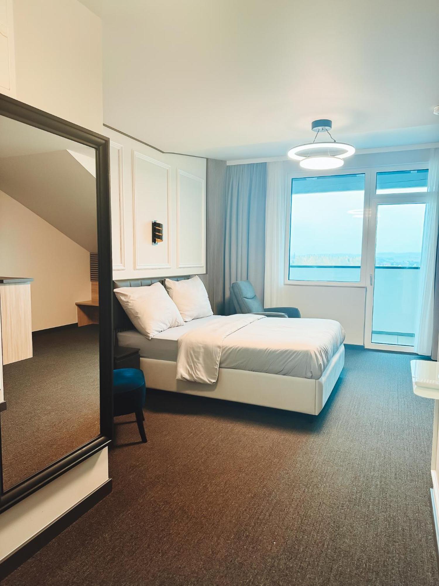 F Hotel 24H Check-In Hörsching 외부 사진